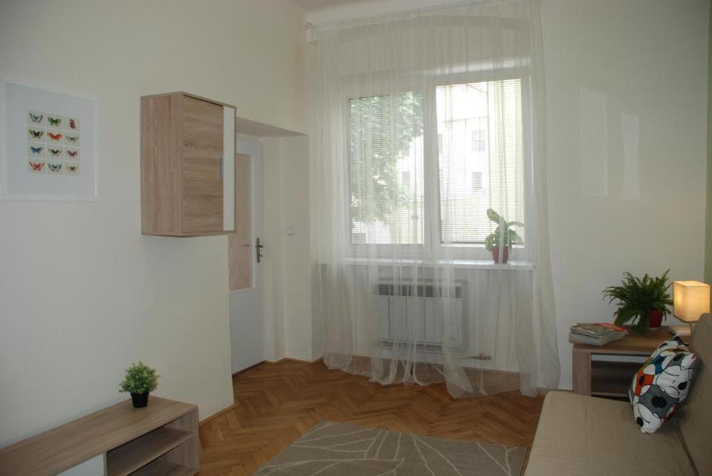 Apartment 5 Min By Walk To The Center Brno Esterno foto