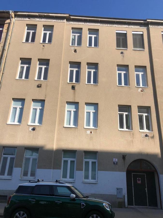 Apartment 5 Min By Walk To The Center Brno Esterno foto
